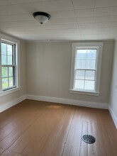 62 Park St in Northfield, NH - Building Photo - Building Photo