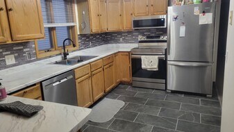 1105 8th St SE, Unit 1105-1 in Minneapolis, MN - Building Photo