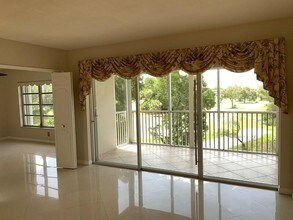3200 N Palm Aire Dr-Unit -402 in Pompano Beach, FL - Building Photo - Building Photo