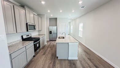 11943 Wisteria Mdws Dr in Willis, TX - Building Photo - Building Photo