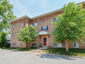 Boothwyn Court Apartments in Boothwyn, PA - Building Photo - Building Photo