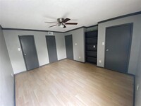 12955 Woodforest Blvd, Unit 3 in Houston, TX - Building Photo - Building Photo