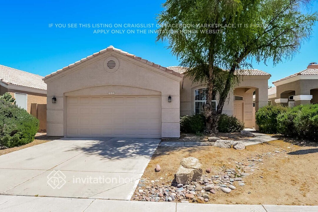 737 N Gregory Pl in Chandler, AZ - Building Photo