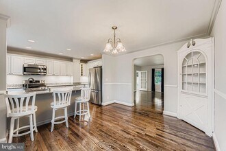 8119 Kirkwall Ct in Towson, MD - Building Photo - Building Photo