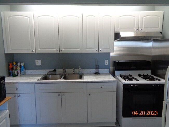 property at 4247 Ave L 2