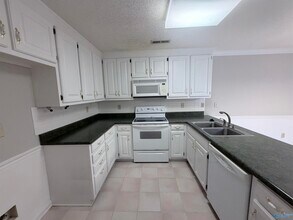 248 W Lake Cir in Madison, AL - Building Photo - Building Photo