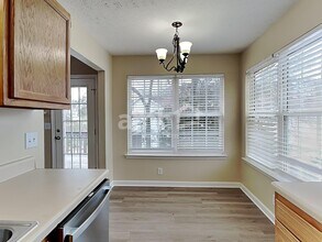 1602 Twin Ledge Ct in La Vergne, TN - Foto de edificio - Building Photo