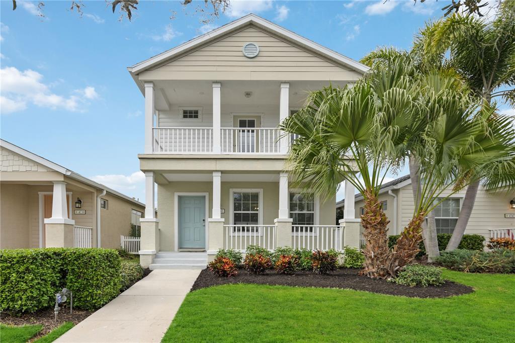 4743 Woodbrook Dr in Sarasota, FL - Foto de edificio