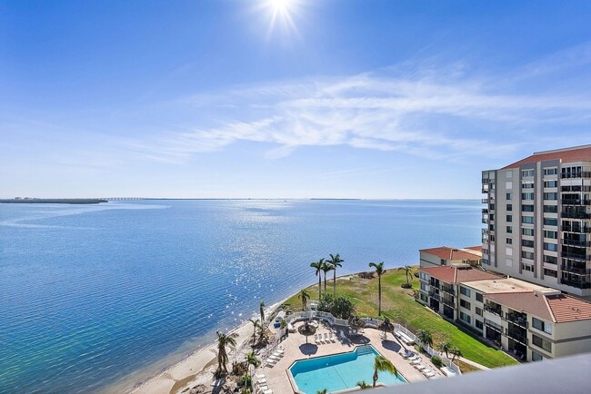 property at 6322 Palma Del Mar Blvd S