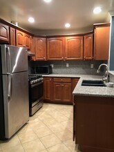 4633 Marine Ave, Unit 258 in Lawndale, CA - Building Photo - Building Photo