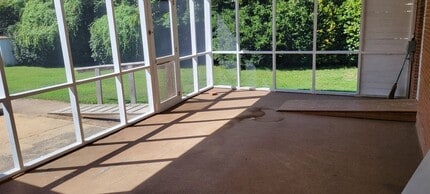 206 Ridgewood Dr in Lexington, NC - Building Photo - Building Photo