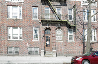 3545 Holland in Bronx, NY - Building Photo - Building Photo