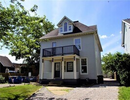 557 Ohio St, Unit Down in Elyria, OH - Building Photo