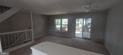 18939 Pine Ridge Ln in Germantown, MD - Building Photo - Building Photo