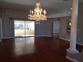 242 SW Amesbury Ave in Port St. Lucie, FL - Building Photo - Building Photo