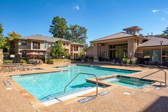 The Bridges on Kinsey in Tyler, TX - Building Photo - Building Photo