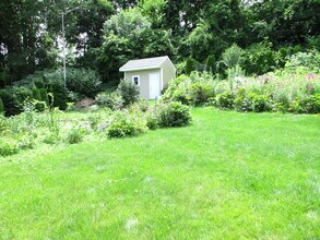 36 Cynthia Ct in New Britain, CT - Building Photo - Building Photo