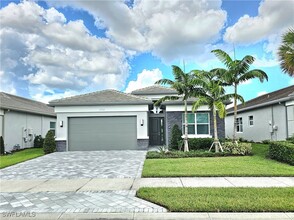 11532 Jacaranda Dr in Naples, FL - Building Photo - Building Photo