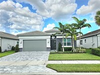 11532 Jacaranda Dr in Naples, FL - Foto de edificio - Building Photo