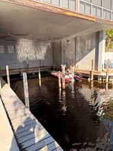 160 N Lakeview Dr, Unit #1 in Haines City, FL - Foto de edificio - Building Photo