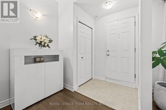 366 Wood Acres Grove in Ottawa, ON - Building Photo - Building Photo