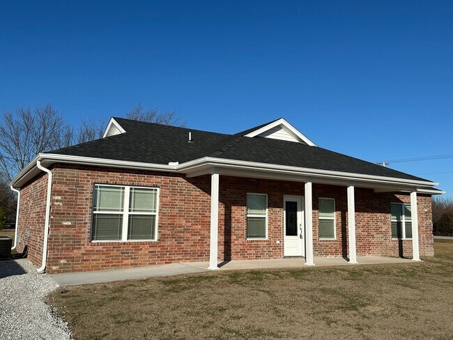 9955 County Lane 274 in Carl Junction, MO - Building Photo - Building Photo