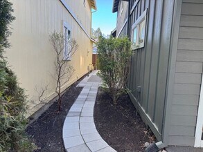 61710 Poppy Place in Bend, OR - Building Photo - Building Photo