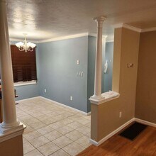 90 Central St in East Bridgewater, MA - Building Photo - Building Photo