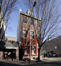 239 Race St in Philadelphia, PA - Foto de edificio - Building Photo