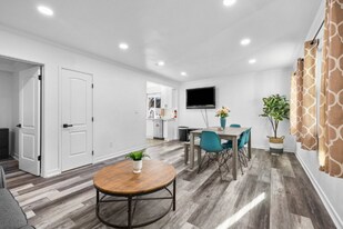 2637 Sunset St in San Diego, CA - Building Photo