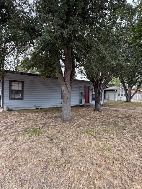 737 Westchester Dr in Corpus Christi, TX - Building Photo - Building Photo