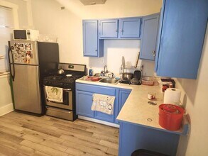 3301 W Potomac Ave, Unit G in Chicago, IL - Foto de edificio - Building Photo