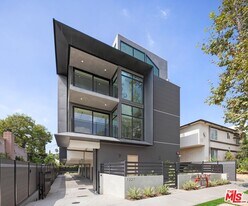 1227 N Formosa Ave in West Hollywood, CA - Building Photo