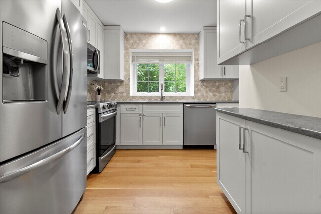 3303 Morgan Dr in Carmel, NY - Building Photo - Building Photo