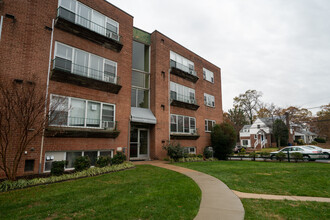 Monterrey Apartments in Silver Spring, MD - Building Photo - Building Photo