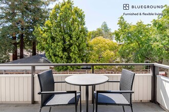 2721 Midtown Ct in Palo Alto, CA - Building Photo - Building Photo