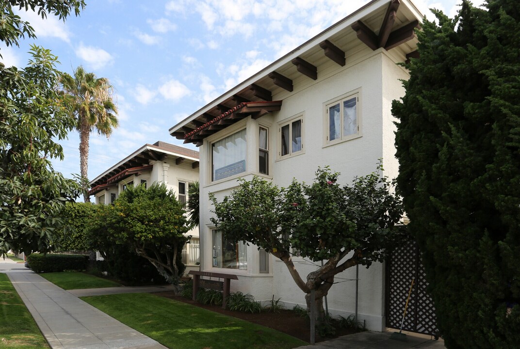 1015 A Ave in Coronado, CA - Building Photo