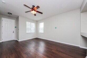 3433 Goldeneye Ln in St. Cloud, FL - Foto de edificio - Building Photo