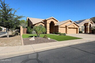 5930 W Louise Dr in Glendale, AZ - Building Photo - Building Photo