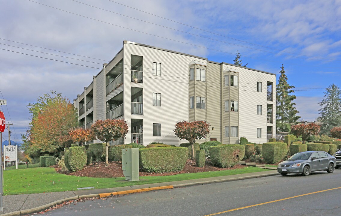 Maple Court 2 in Maple Ridge, BC - Building Photo