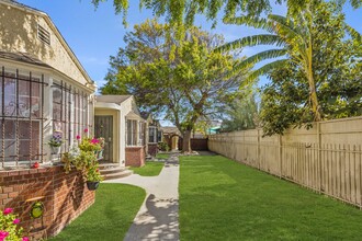 338 W Magnolia St in Compton, CA - Building Photo - Building Photo