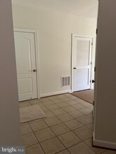 11463 Galliec St in Fairfax, VA - Building Photo - Building Photo