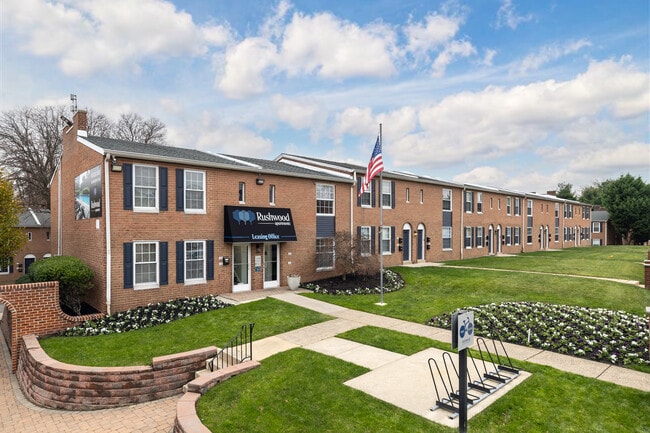Rushwood Apartments
