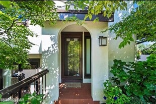 85 Tower Hill Dr in Red Bank, NJ - Building Photo