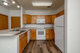 The Commons of Foxboro in Oregon, WI - Foto de edificio - Interior Photo