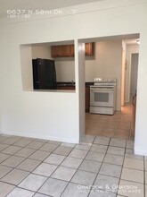 6637 N 58th Dr-Unit -7 in Glendale, AZ - Building Photo - Building Photo