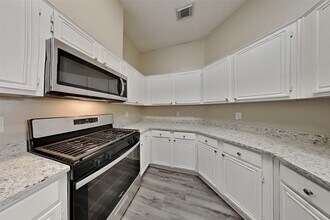 7007 Fuchsia Ln in Humble, TX - Building Photo - Building Photo