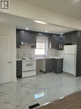 1 Aylesford Dr in Toronto, ON - Building Photo - Building Photo