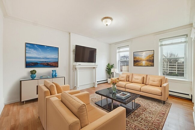 property at 572 West Side Ave