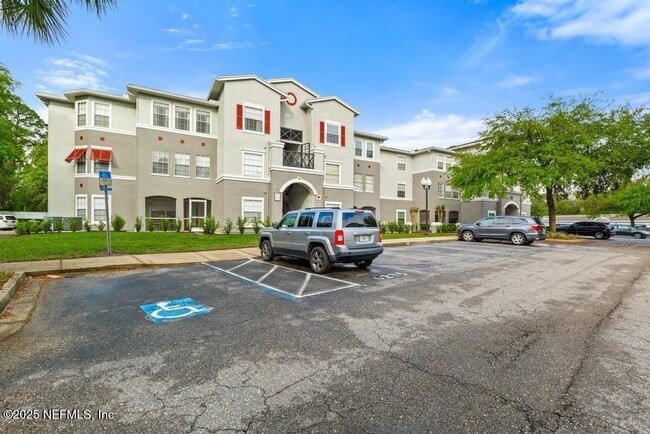 3591 Kernan Blvd S in Jacksonville, FL - Building Photo - Building Photo
